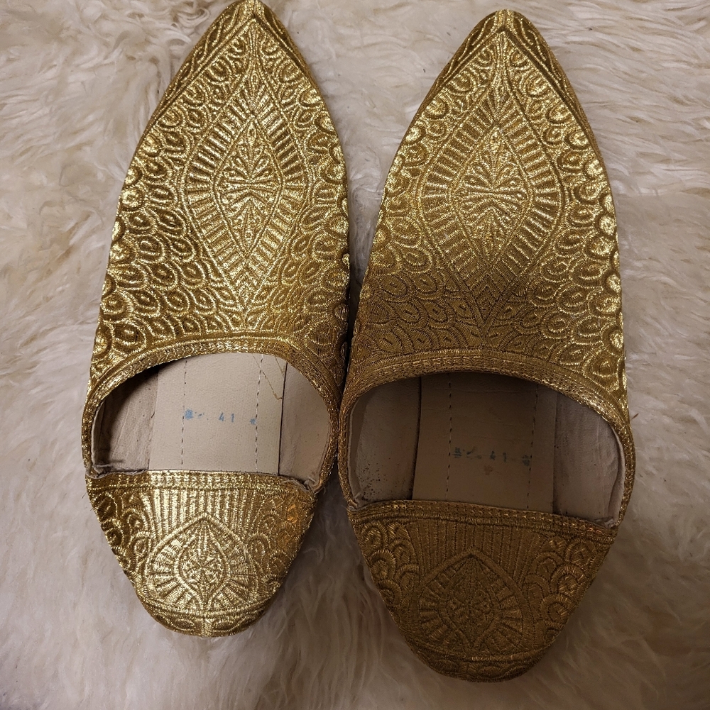 Elegant Moroccan Shoes Gold Embroidered Women's Shoes